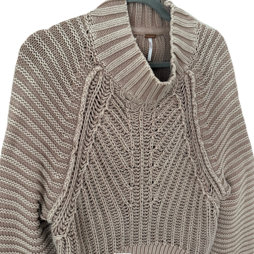 Free People Chunky Slouchy Knit Taupe Mock Neck Cozy Sweater Small Boho Bohemian - Picture 3 of 5